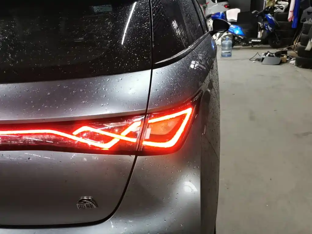 BYD Dolphin — миниатюра 8
