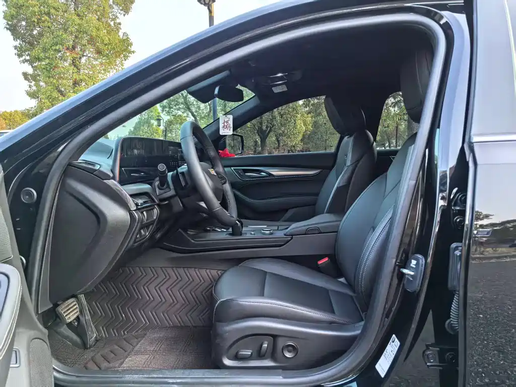 Cadillac CT5 2025 28T Sport