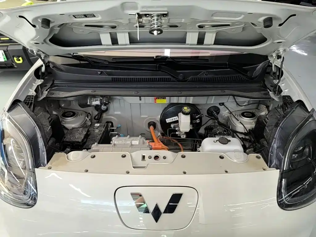 Wuling MINIEV — миниатюра 20