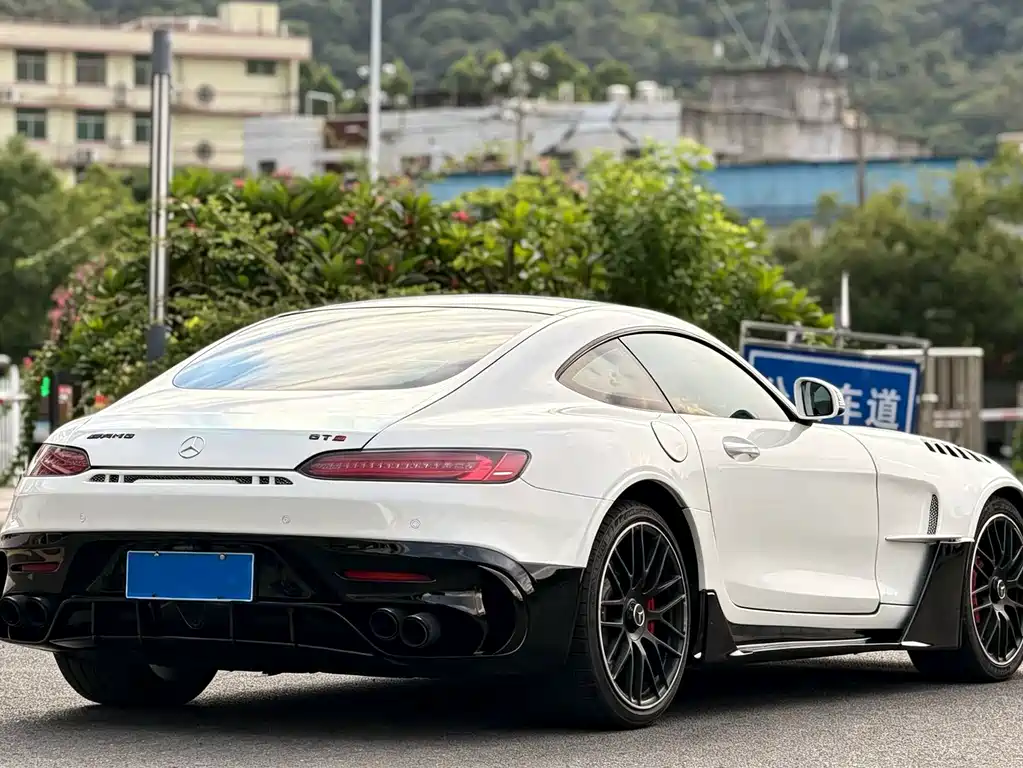 Mercedes-Benz AMG GT — миниатюра 6