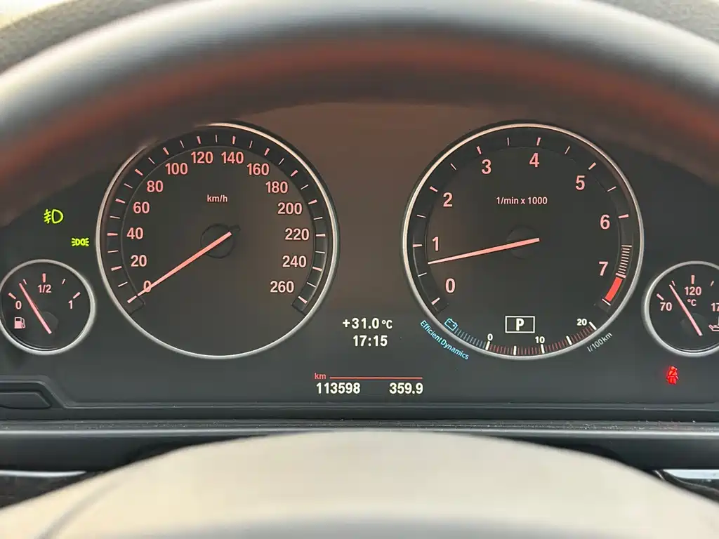 BMW 5 Series — миниатюра 15
