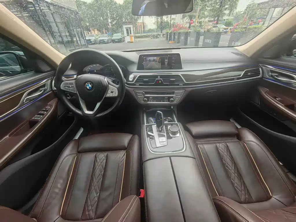 BMW 7 Series 7 2021 730Li Luxury