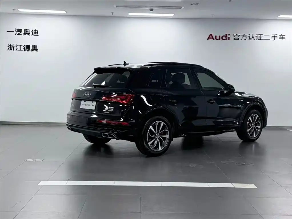 Audi Q5L 2024 40 TFSI Luxury