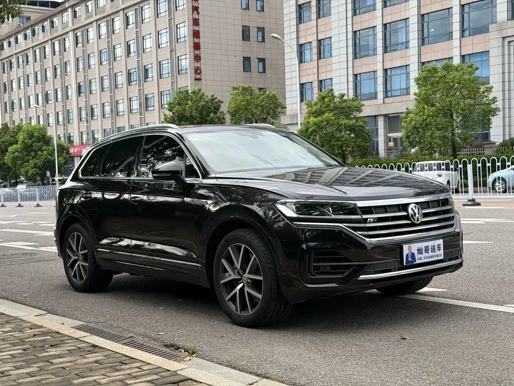 Volkswagen Touareg 2019 3.0TSI VI