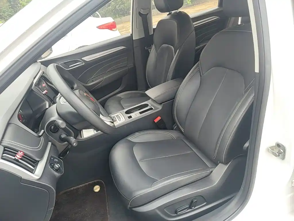 Roewe i6 Classic — миниатюра 15