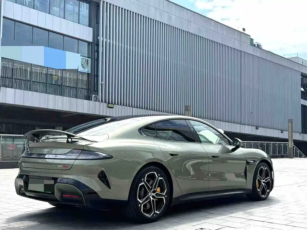 Xiaomi SU7 — миниатюра 9