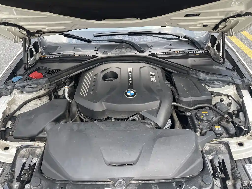 BMW 3 Series — миниатюра 10