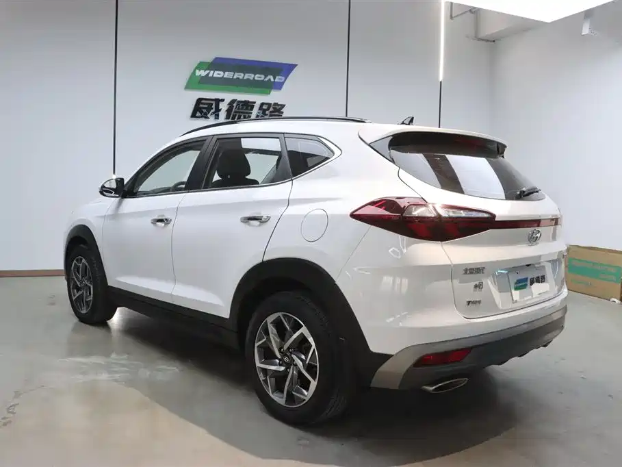 Hyundai Tucson 2020 280TGDi DCT Fashion V