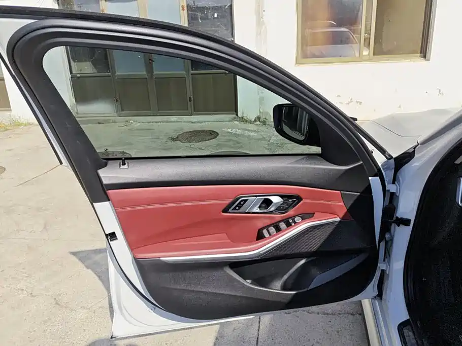 BMW i3 — миниатюра 7
