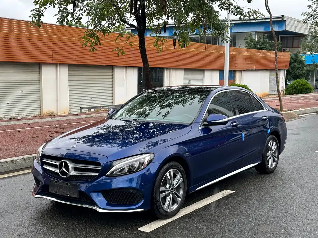 Mercedes-Benz C-Class 2018