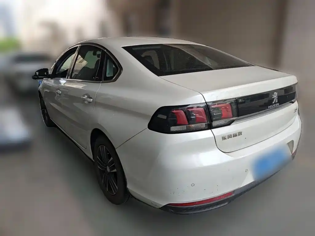 Peugeot 308 — миниатюра 7