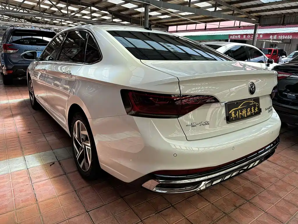 Volkswagen Sagitar — миниатюра 6