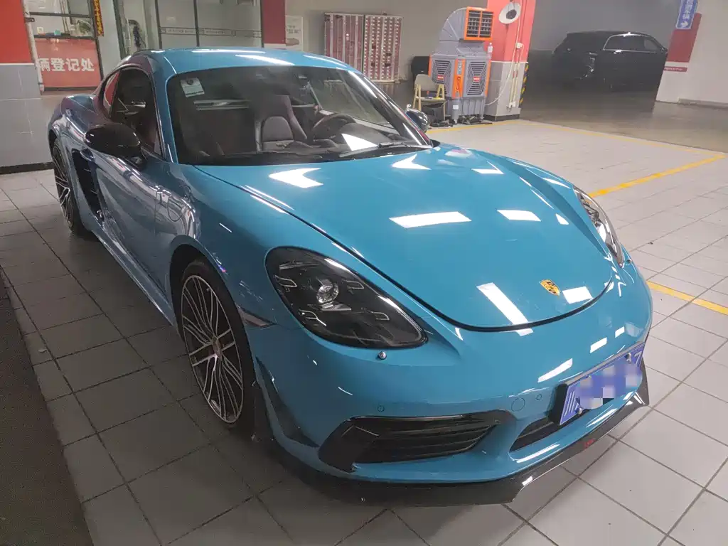 Porsche 718 2018 Cayman 2.0T