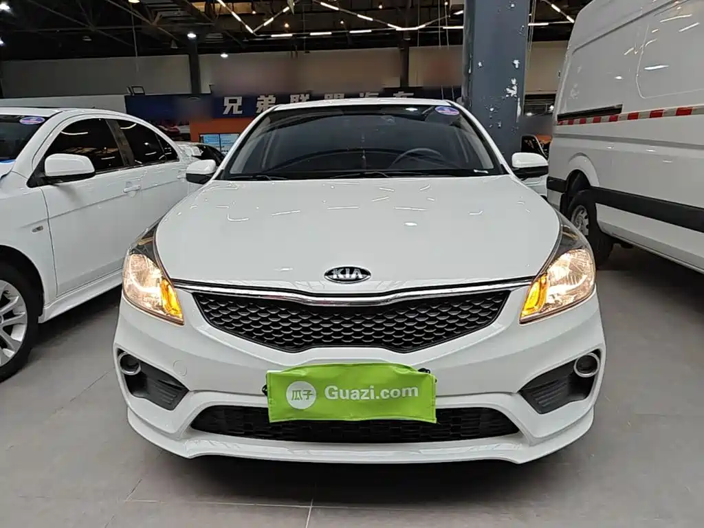 Kia K2 — миниатюра 3