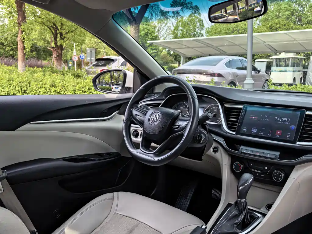Buick Excelle — миниатюра 15
