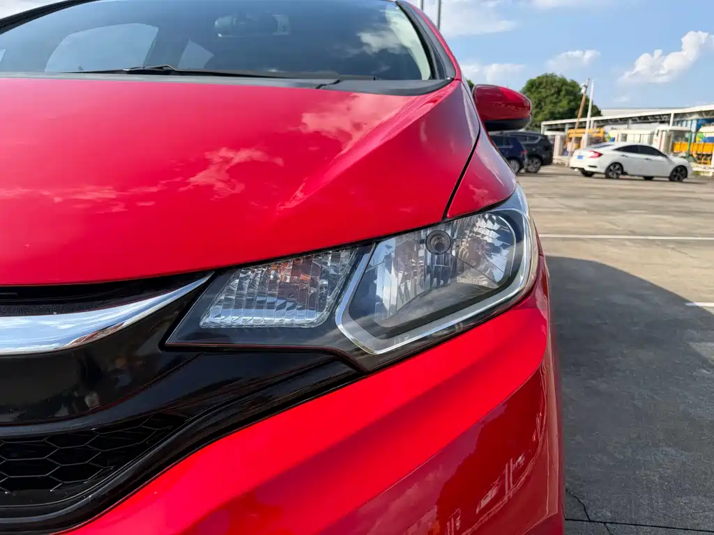 Honda Fit — миниатюра 4