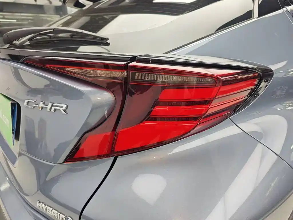 Toyota C-HR — миниатюра 8
