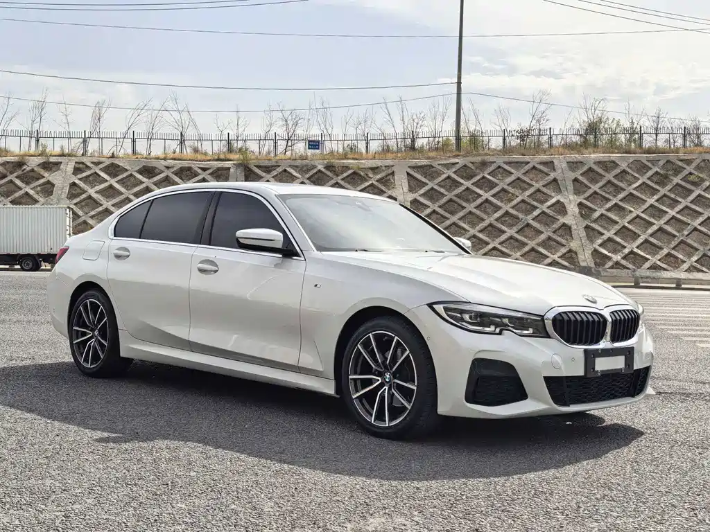 BMW 3 Series — миниатюра 3
