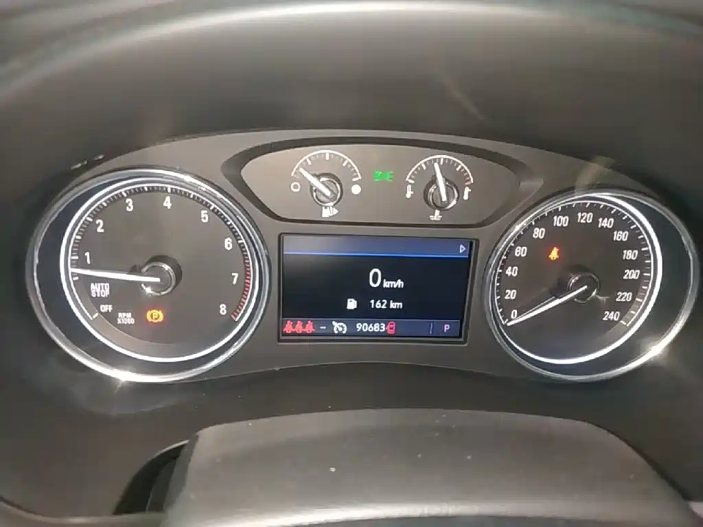 Buick LaCrosse — миниатюра 12