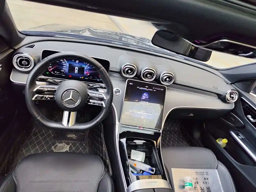 Mercedes-Benz C-Class — миниатюра 8