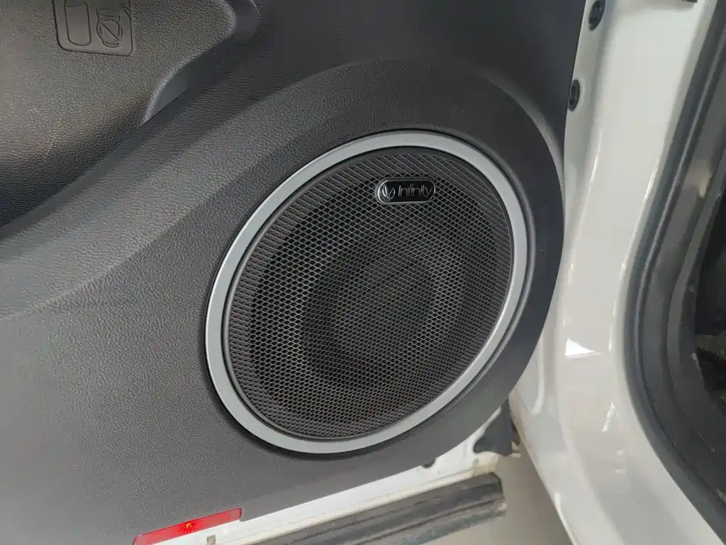 Wey Wey VV5 — миниатюра 10
