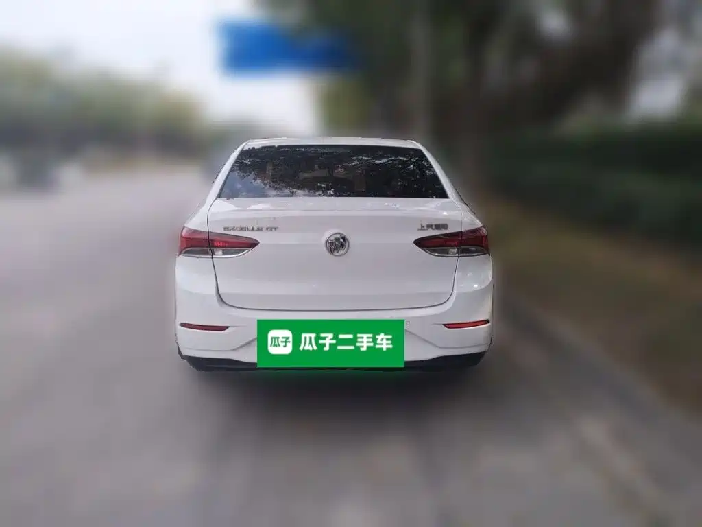 Buick Excelle — миниатюра 3