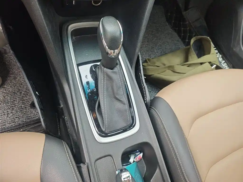 Chevrolet Monza 2021 320 AT Enjoy