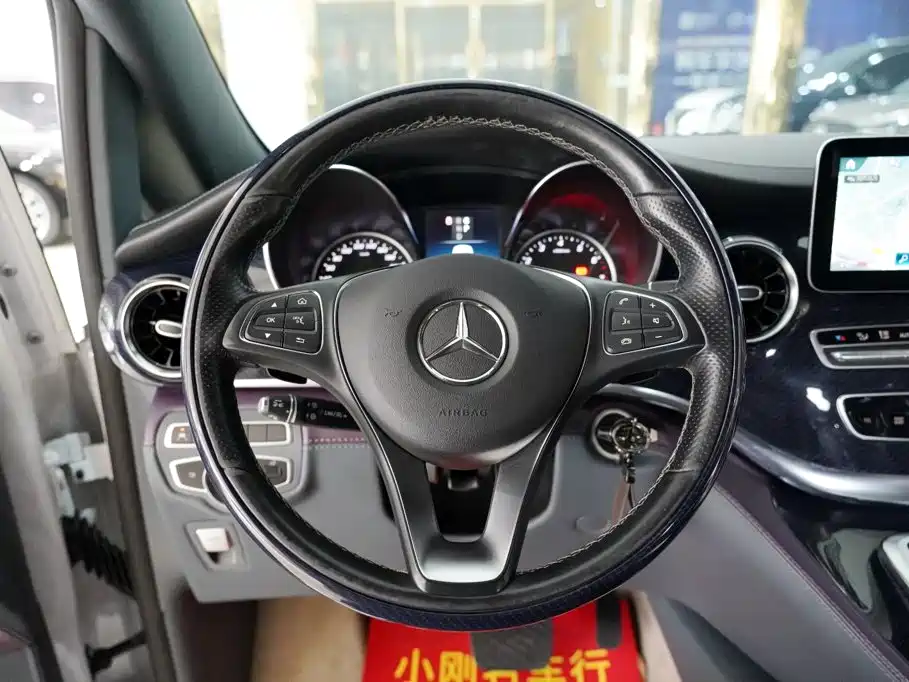 Mercedes-Benz V-Class V 2021 V 260 L Luxury