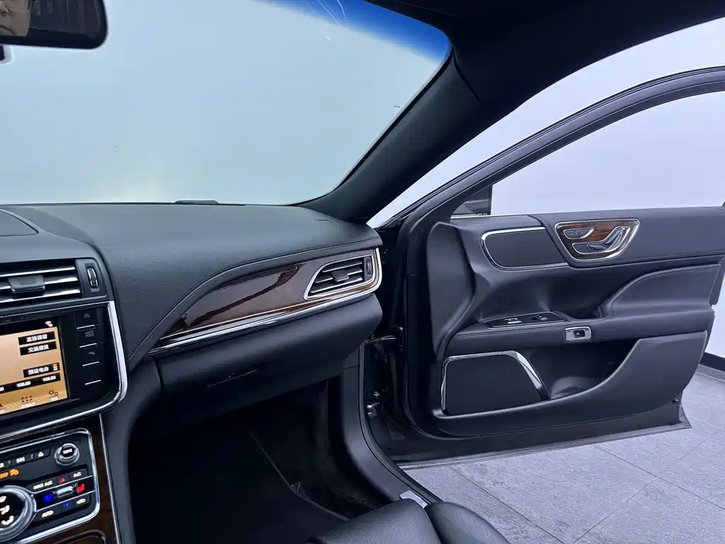 Lincoln Continental — миниатюра 29
