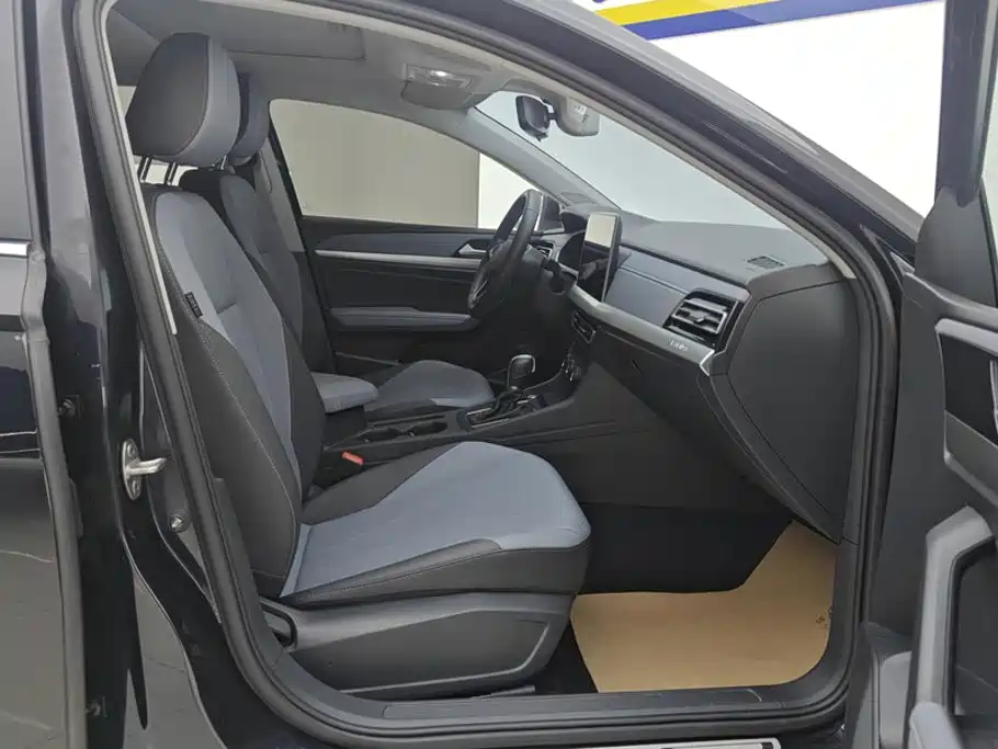 Volkswagen Lavida — миниатюра 8