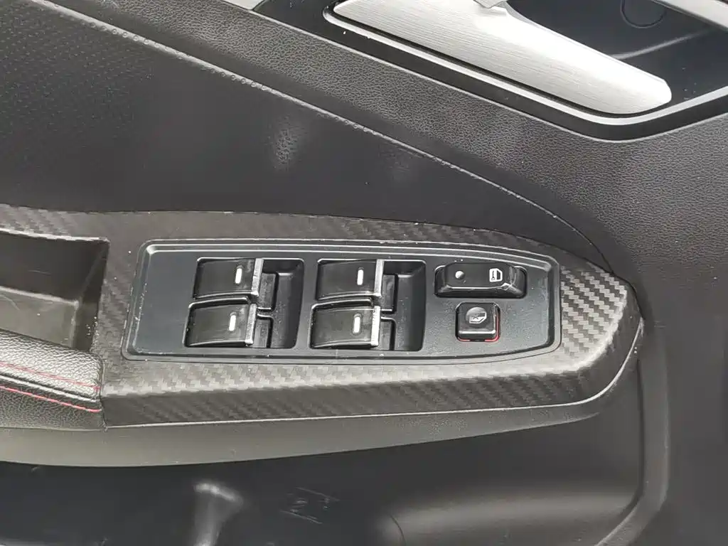 Geely Vision — миниатюра 9