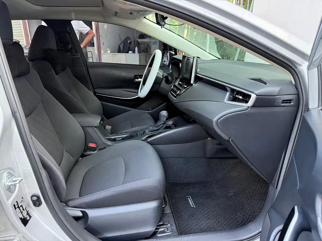 Toyota Corolla — миниатюра 8