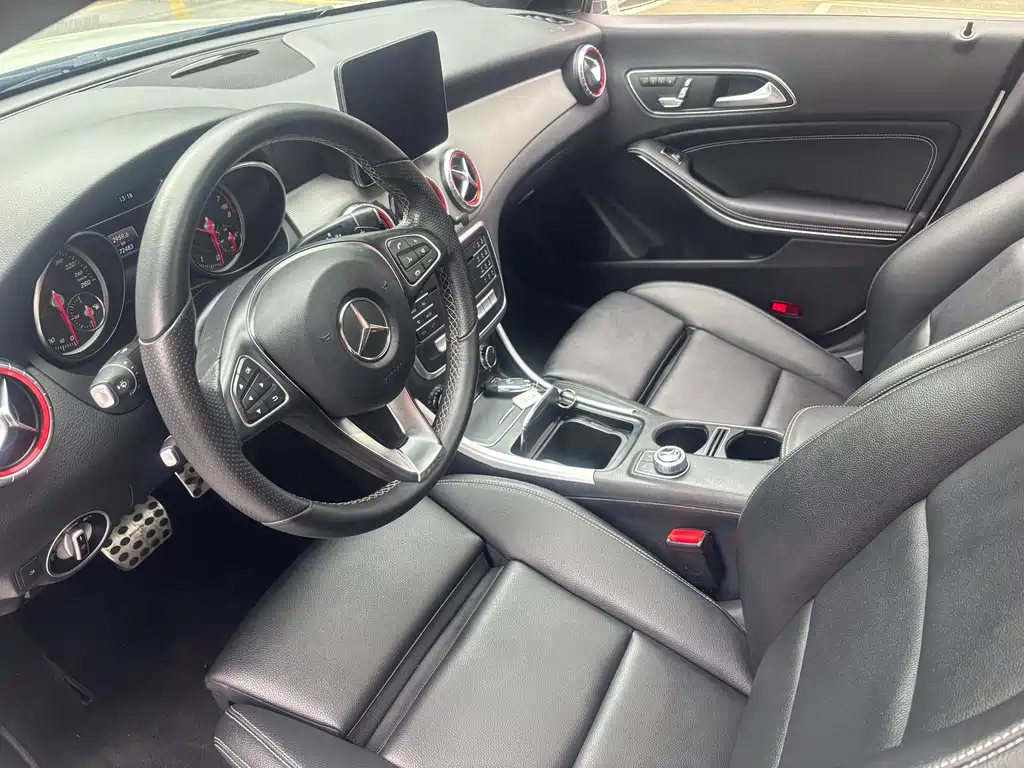 Mercedes-Benz CLA (Import) — миниатюра 11