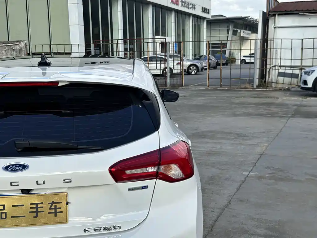 Ford Focus — миниатюра 9