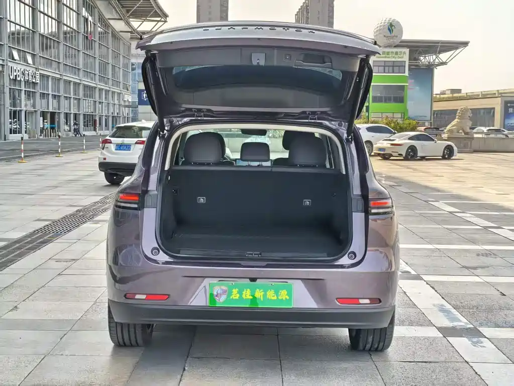 Leapmotor Leapmotor C10 — миниатюра 11