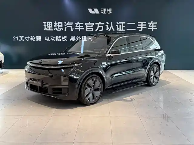 2025 Li Xiang L8
