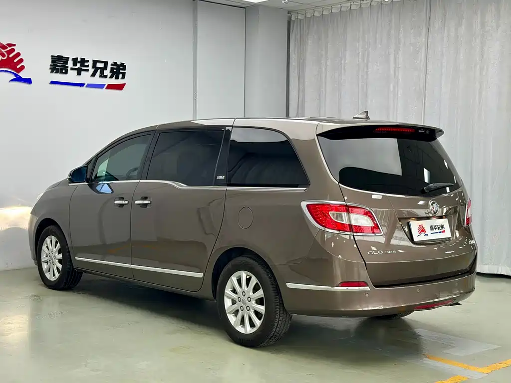 Buick GL8 — миниатюра 11