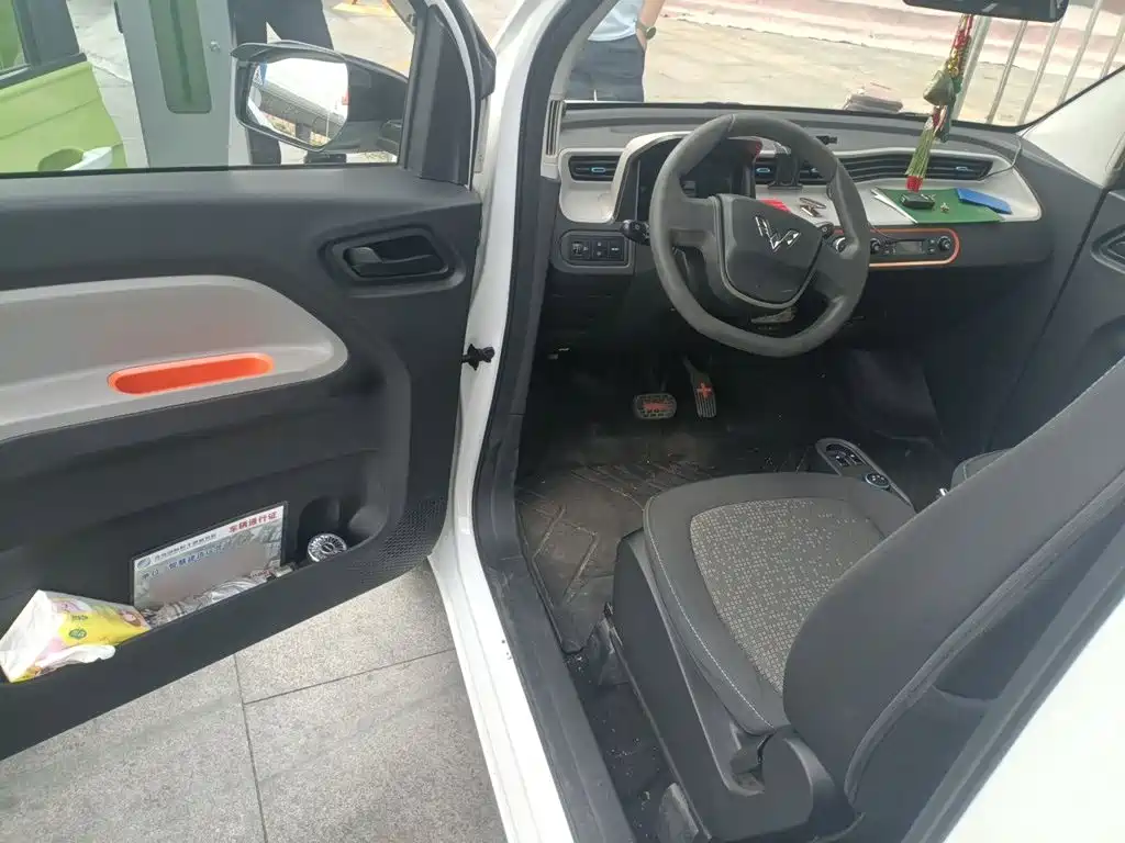 Wuling MINIEV — миниатюра 17