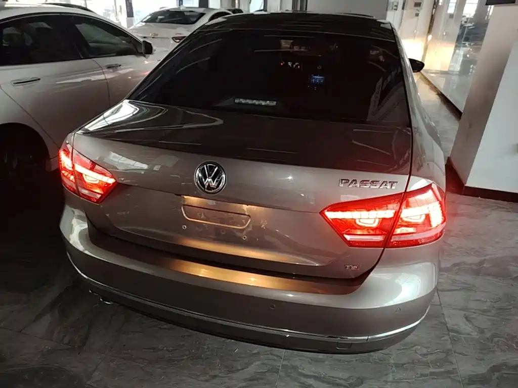 Volkswagen Passat — миниатюра 6