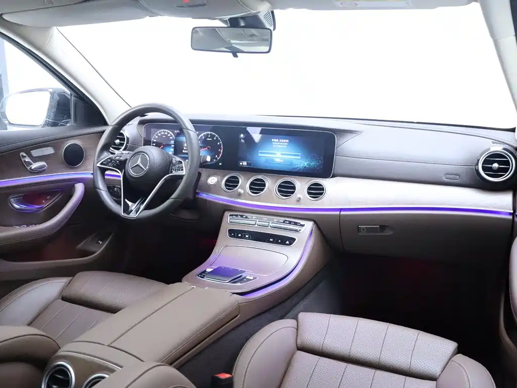 Mercedes-Benz E-Class — миниатюра 20