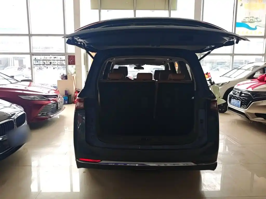 Wuling Jiachen — миниатюра 19