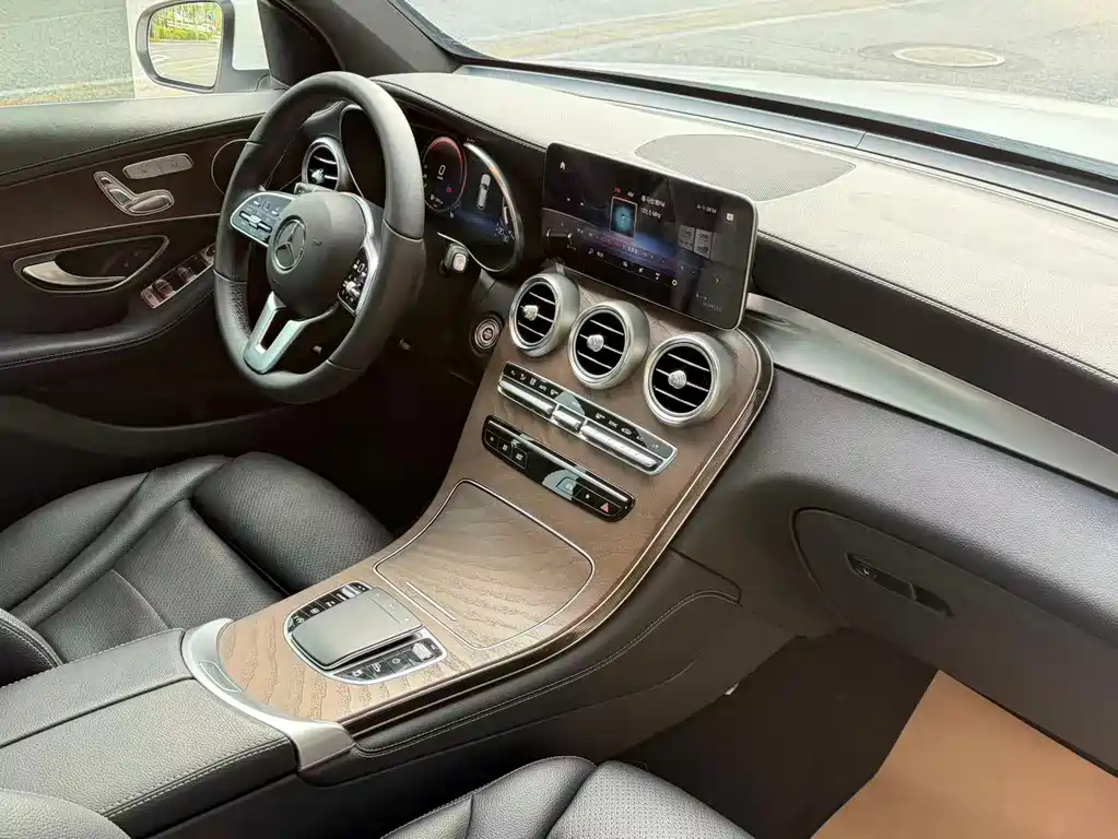 Mercedes-Benz GLC — миниатюра 20