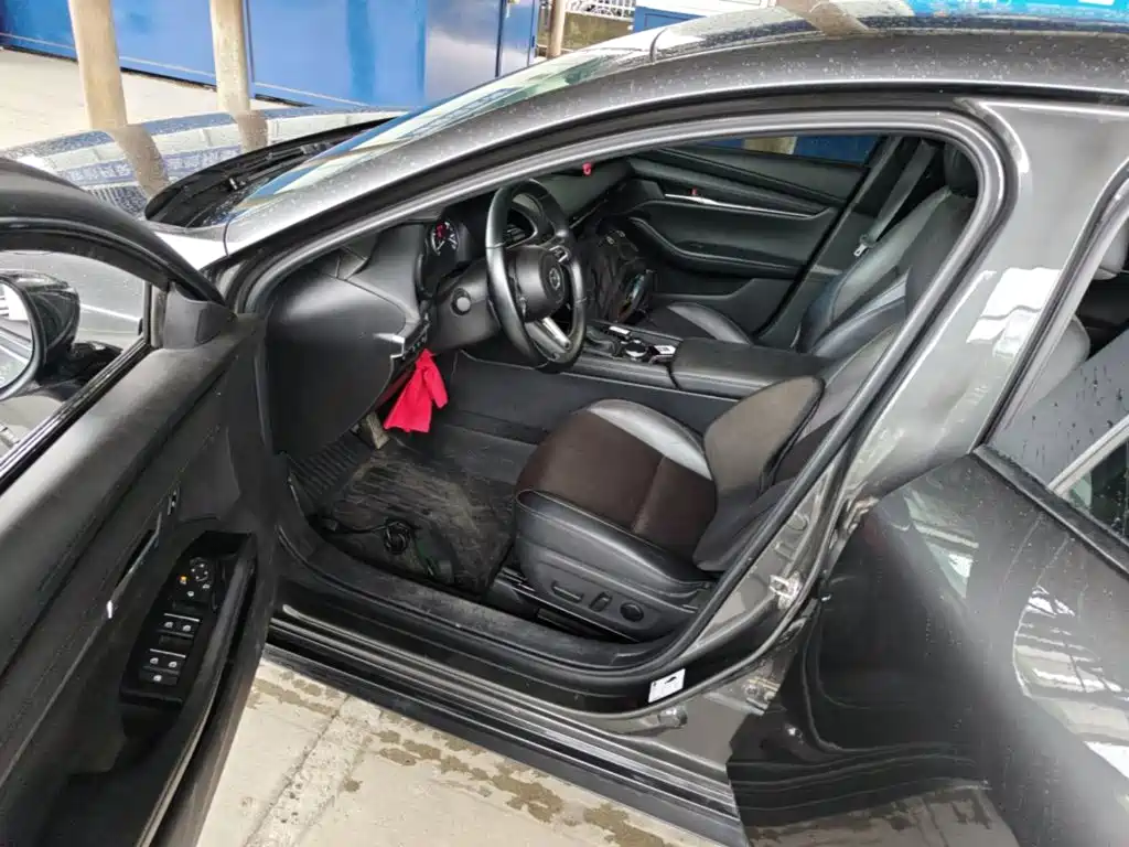 Mazda 3 Axela — миниатюра 16