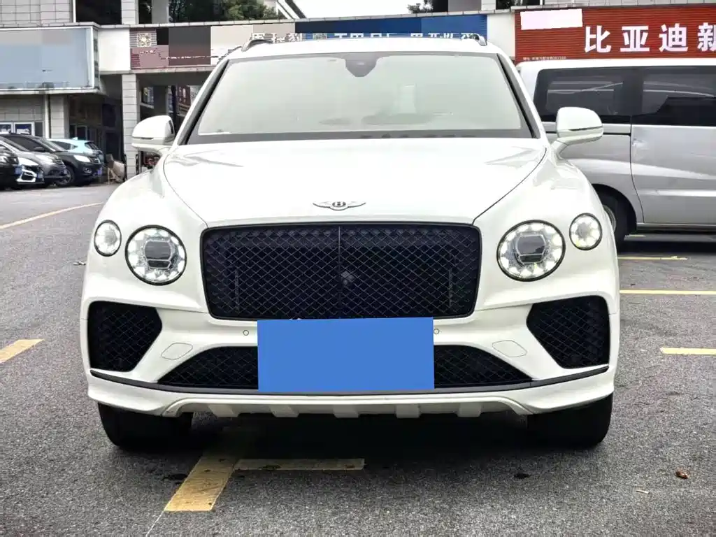 Bentley Bentayga — миниатюра 3
