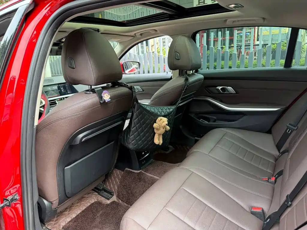BMW 3 Series — миниатюра 11