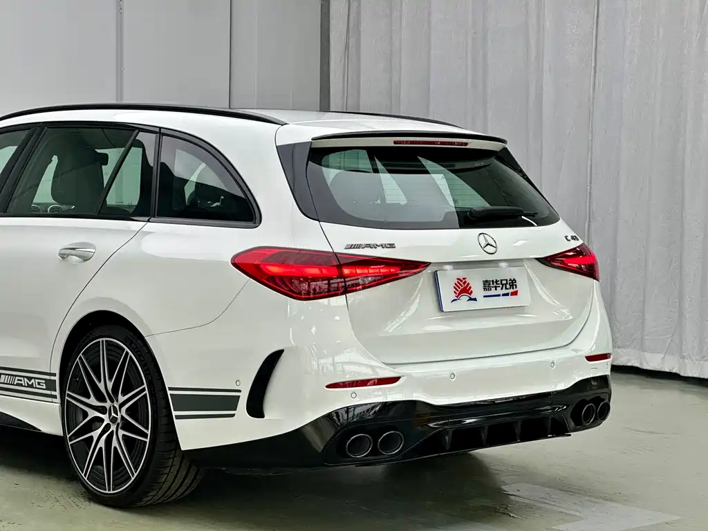 Mercedes-Benz C-Class AMG — миниатюра 11