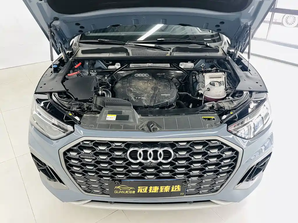 Audi Q5L Sportback — миниатюра 2