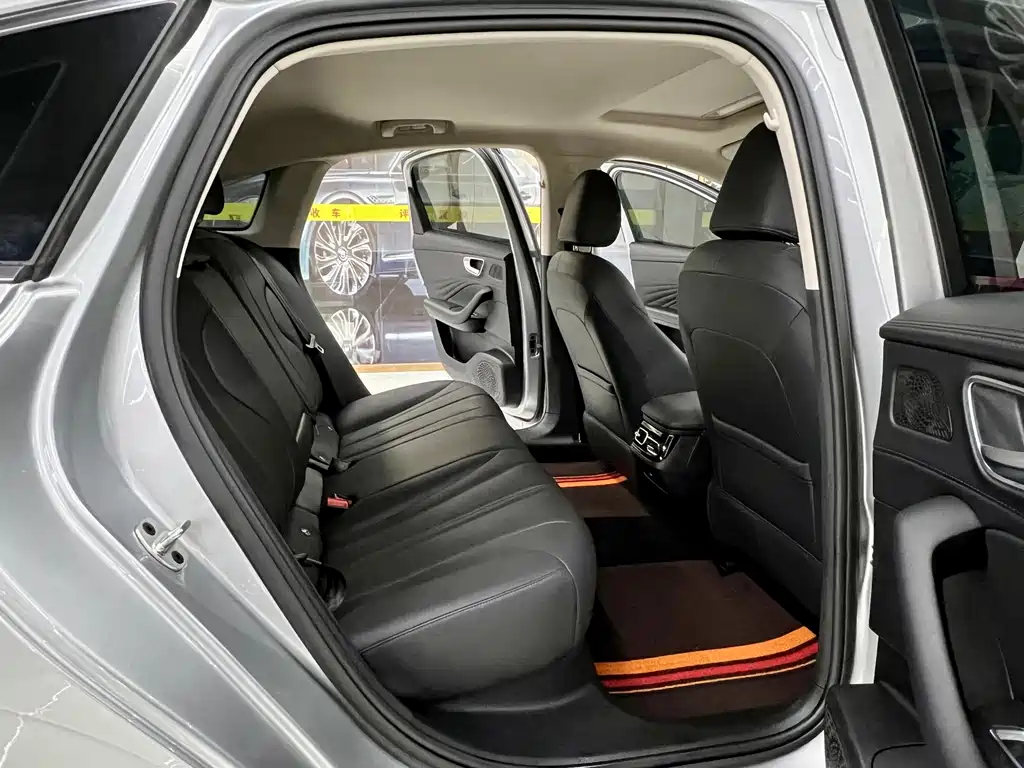 Roewe D7 — миниатюра 14