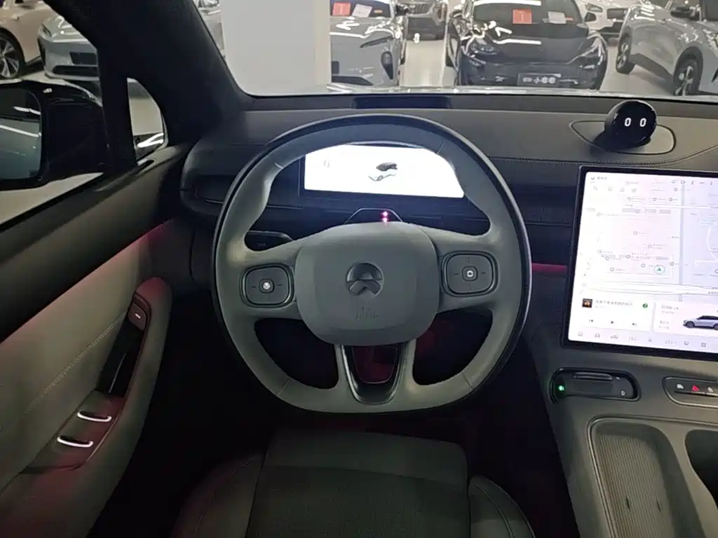 NIO ES6 — миниатюра 11