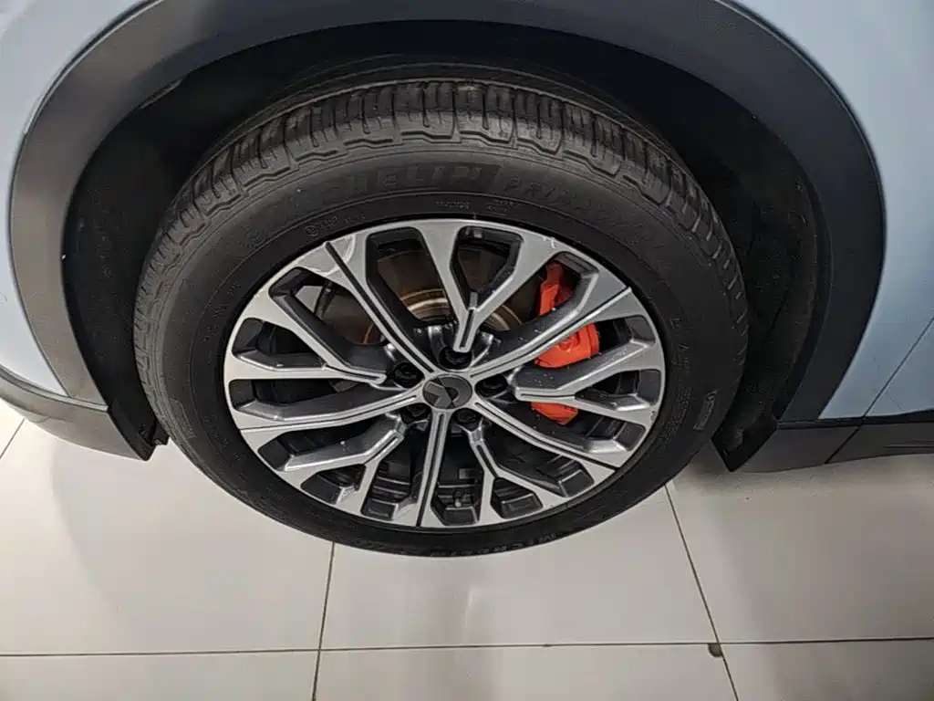 NIO ES6 — миниатюра 23